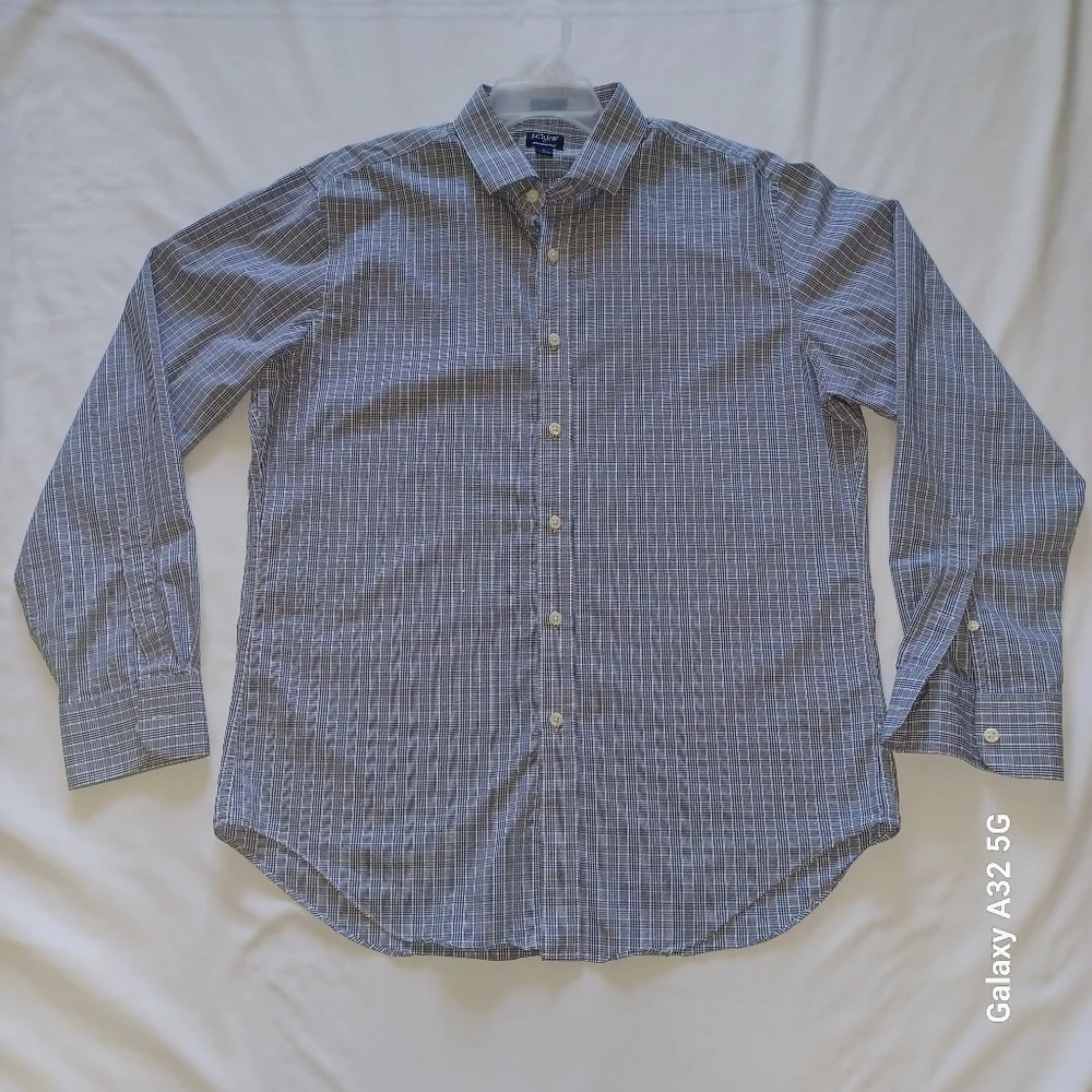 J. Crew Men's Size L  Gray Patterned Button Down Shirt